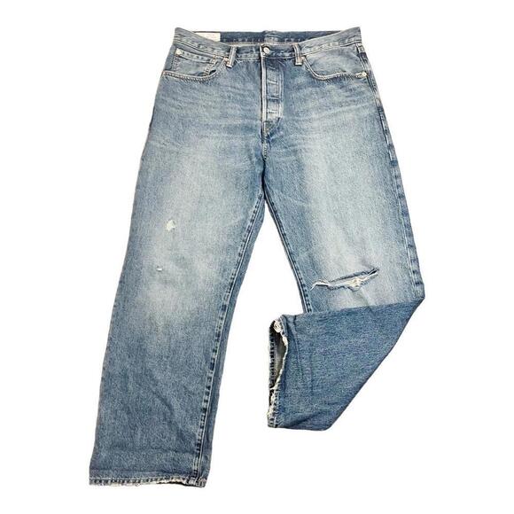 GAP Other - Gap Organic Cotton '90s Loose Jeans Light Wash Size 36 Blogger Favorite